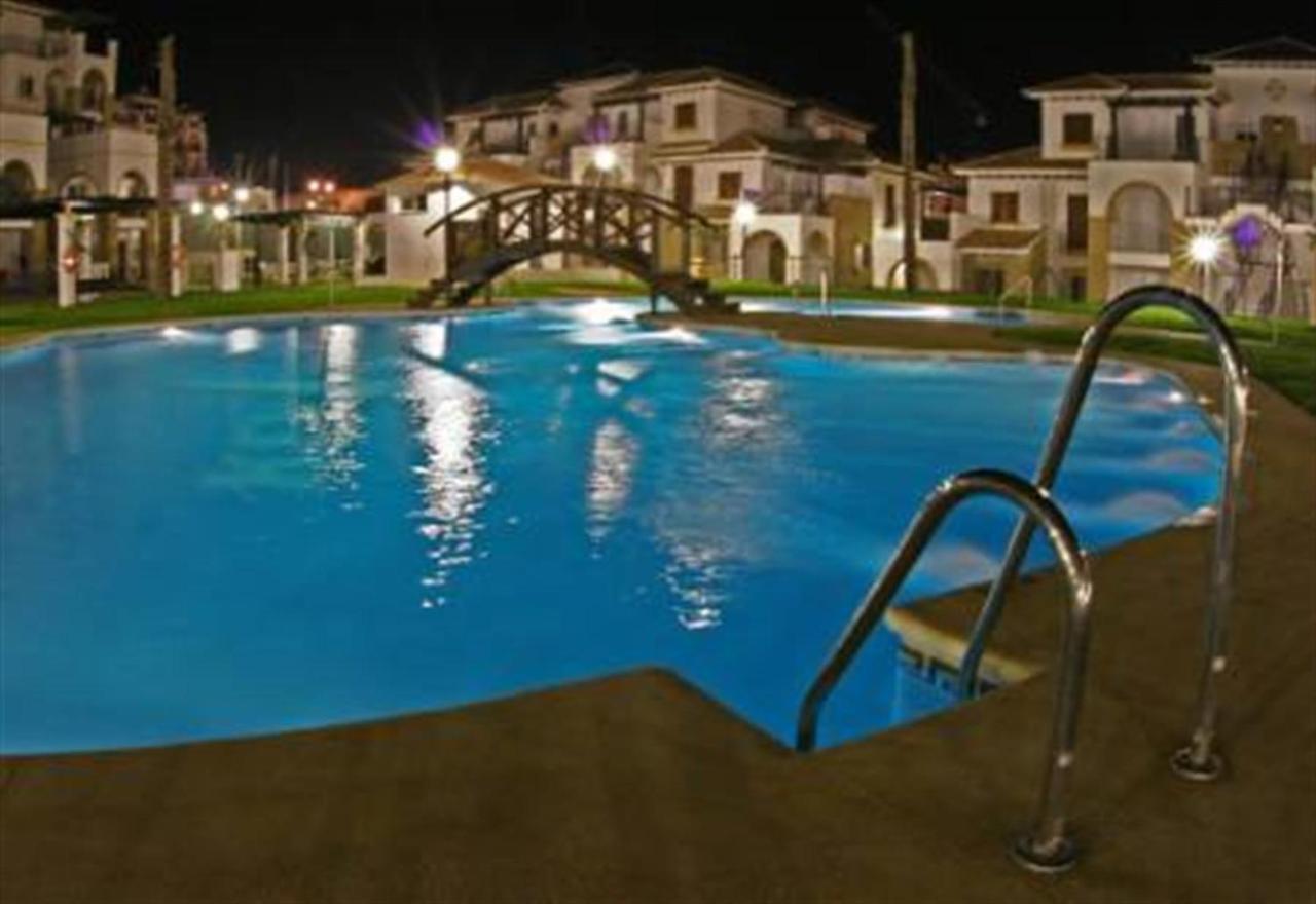 2 Bed Apartment With Pools And Spa Vera Ngoại thất bức ảnh